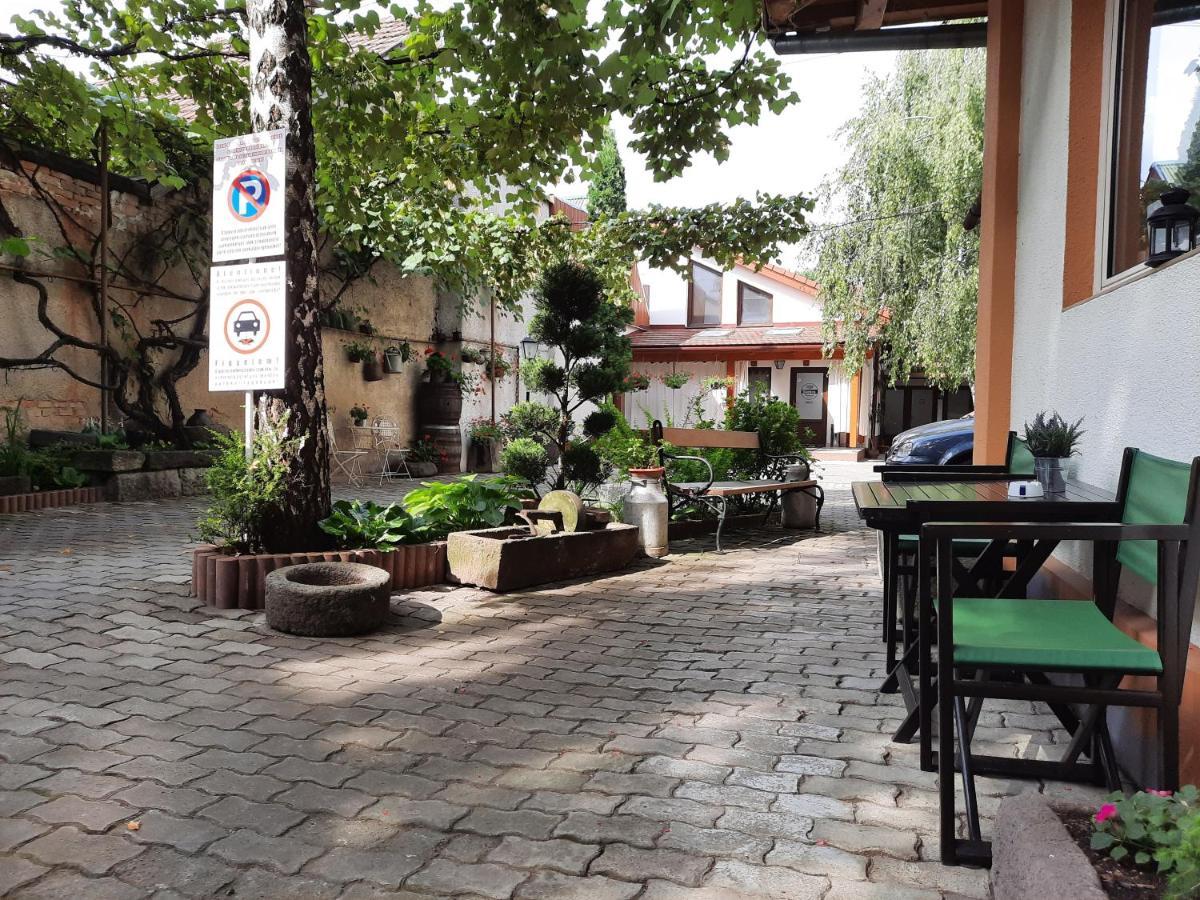 Korona Panzió Odorheiu Secuiesc Exterior foto